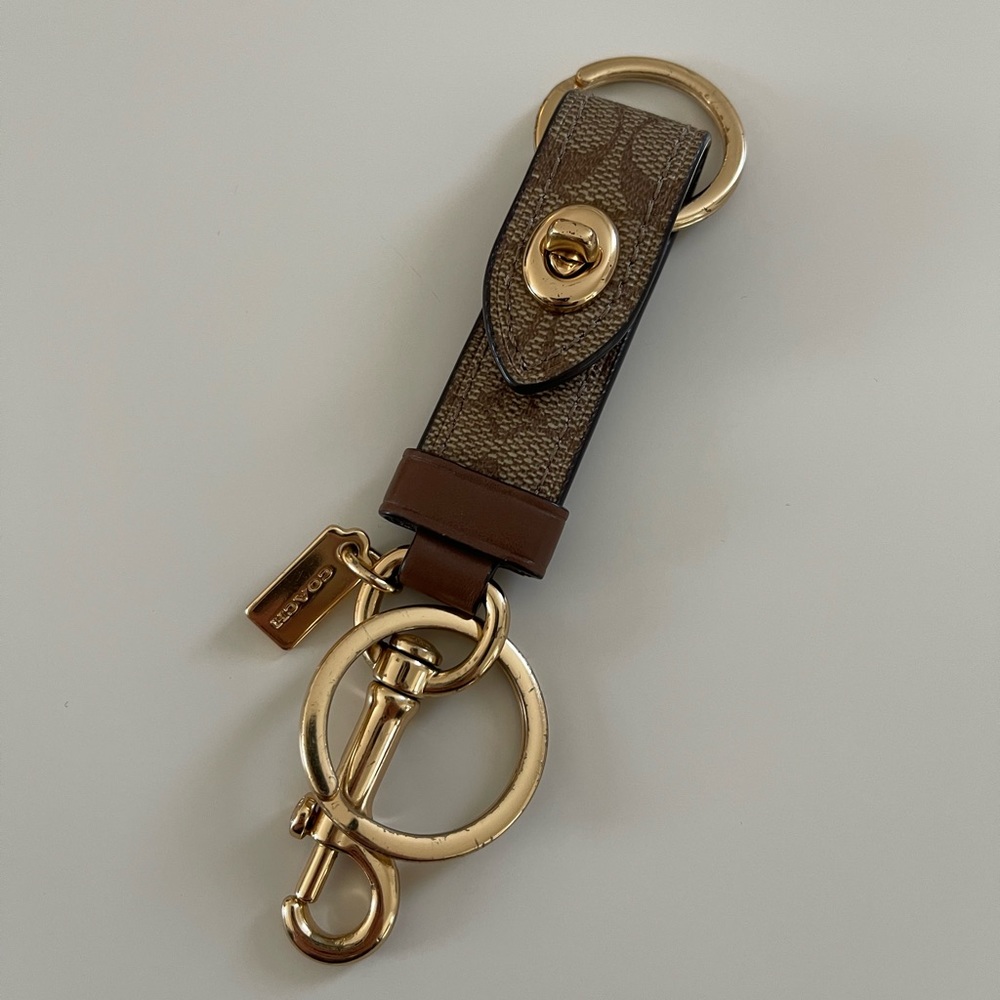 Coach Trigger Snap Bag Charm